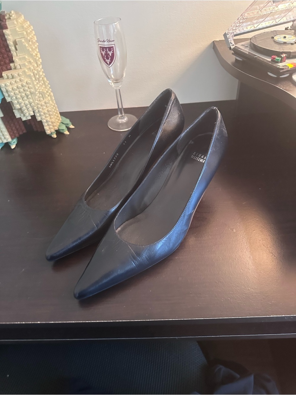 Vintage Stuart Weitzman Black Pointed-Toe Leather Pumps